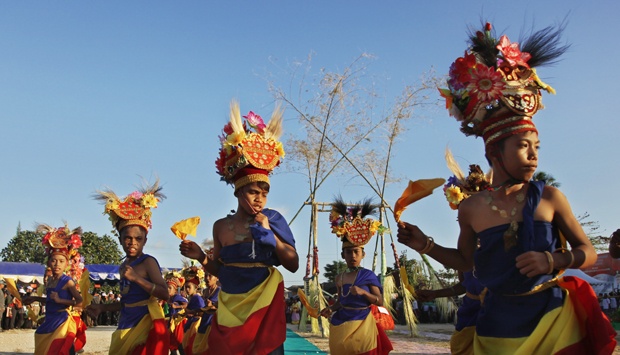 Mahasiswa Indonesia di Rusia menampilkan tarian Reog Ponorogo yang berasal dari Jawa Timur. Sumber: PERMIRA